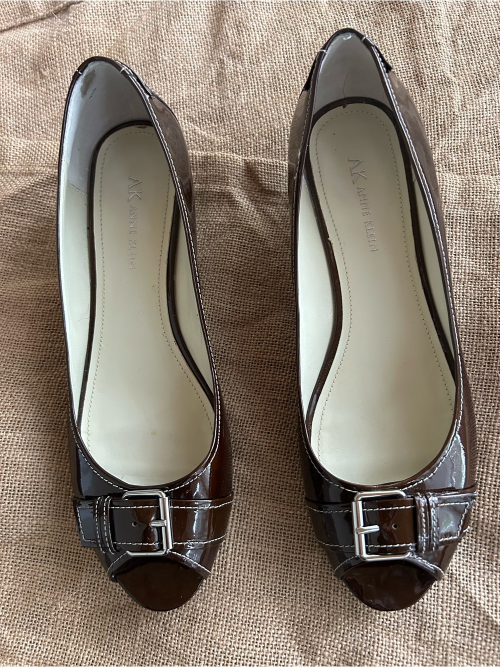Anne Klein Dark Brown Patent Peep-Toe Flats with Buckle and Kitten Heel Sz 9.5 M
